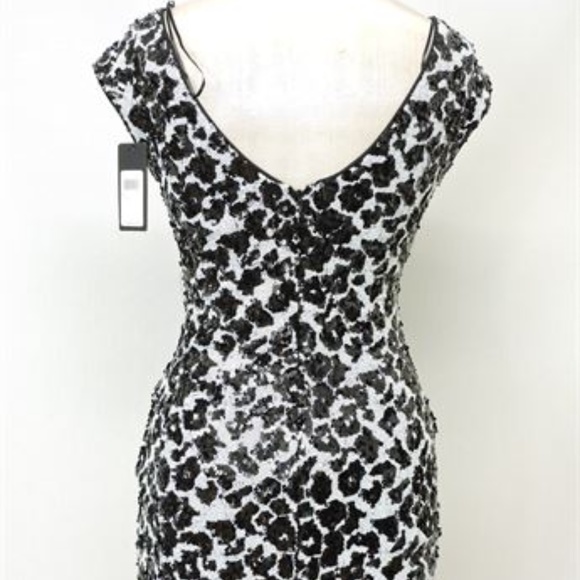 Dalmatian Black/White Sequin Dress, Size 4 - Picture 4 of 8